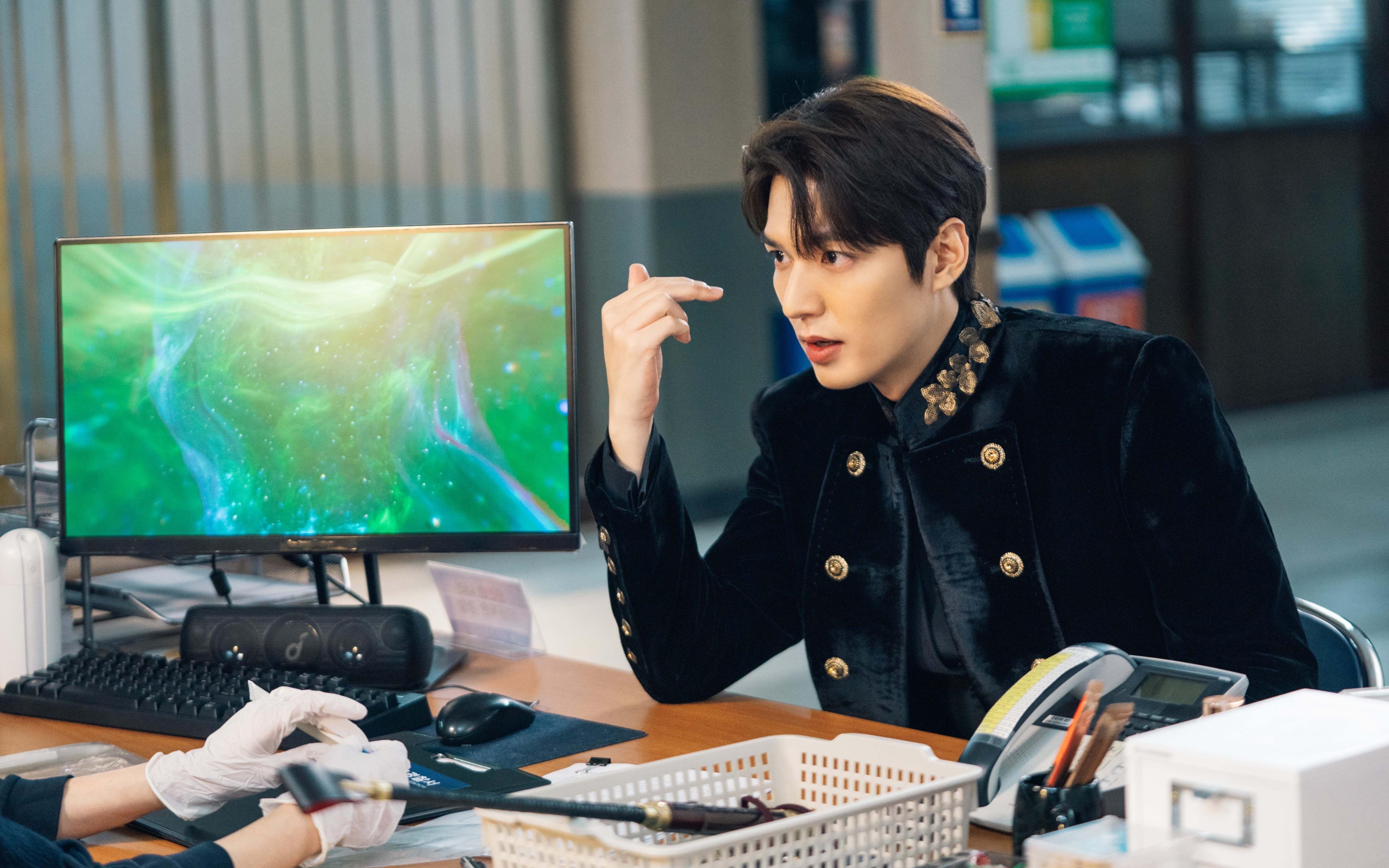 “中国女足在国际赛场节节攀升，备战2026世界杯”，2021中国女足进世界杯