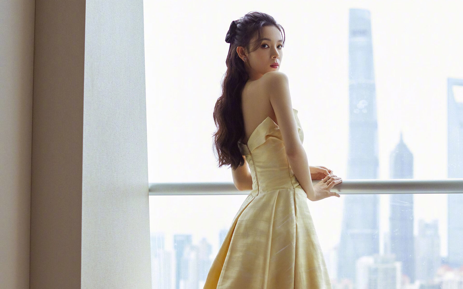 “德甲最后冲刺，领先队伍展现强大火力”，德甲还剩几轮结束