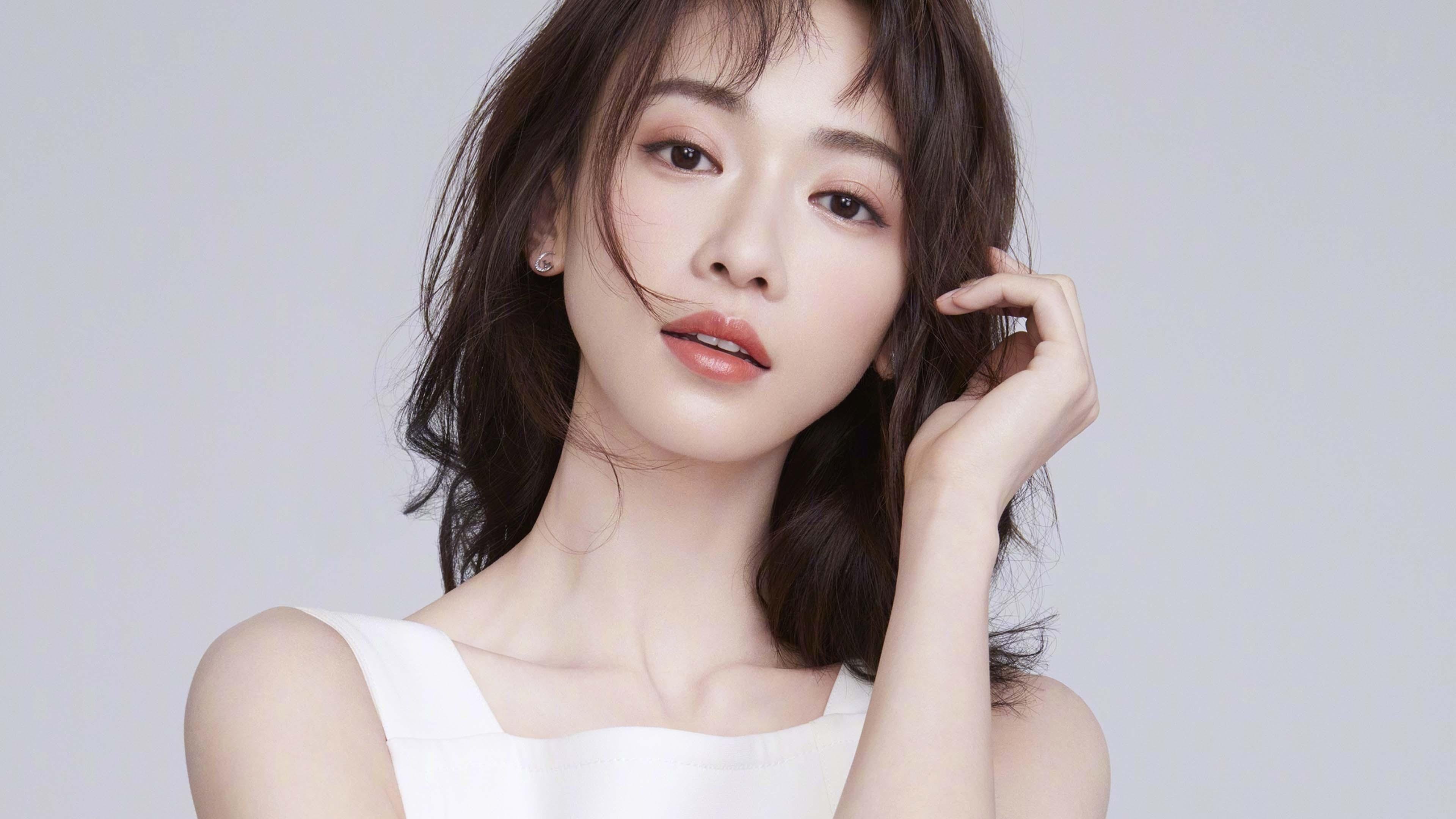 伊朗马术协会授予阿里·巴赫蒂亚里“年度最佳障碍赛骑手”称号。