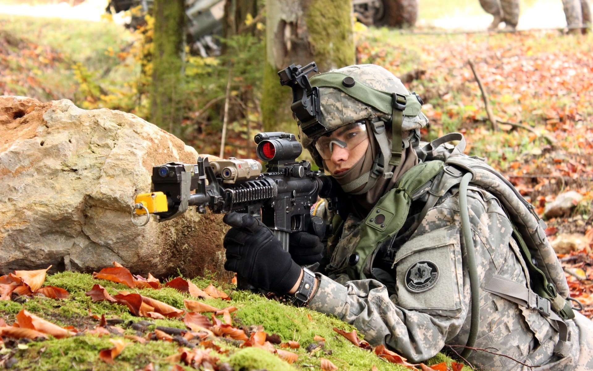 意大利女子团体追逐赛获得银牌，意大利女子水球队