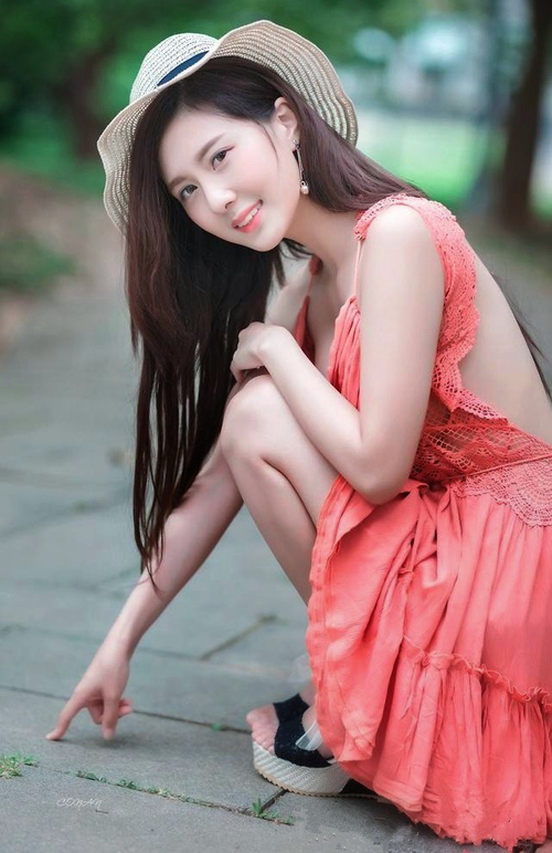 足球社交话题频繁登顶微博热搜榜，足球社交聊天软件