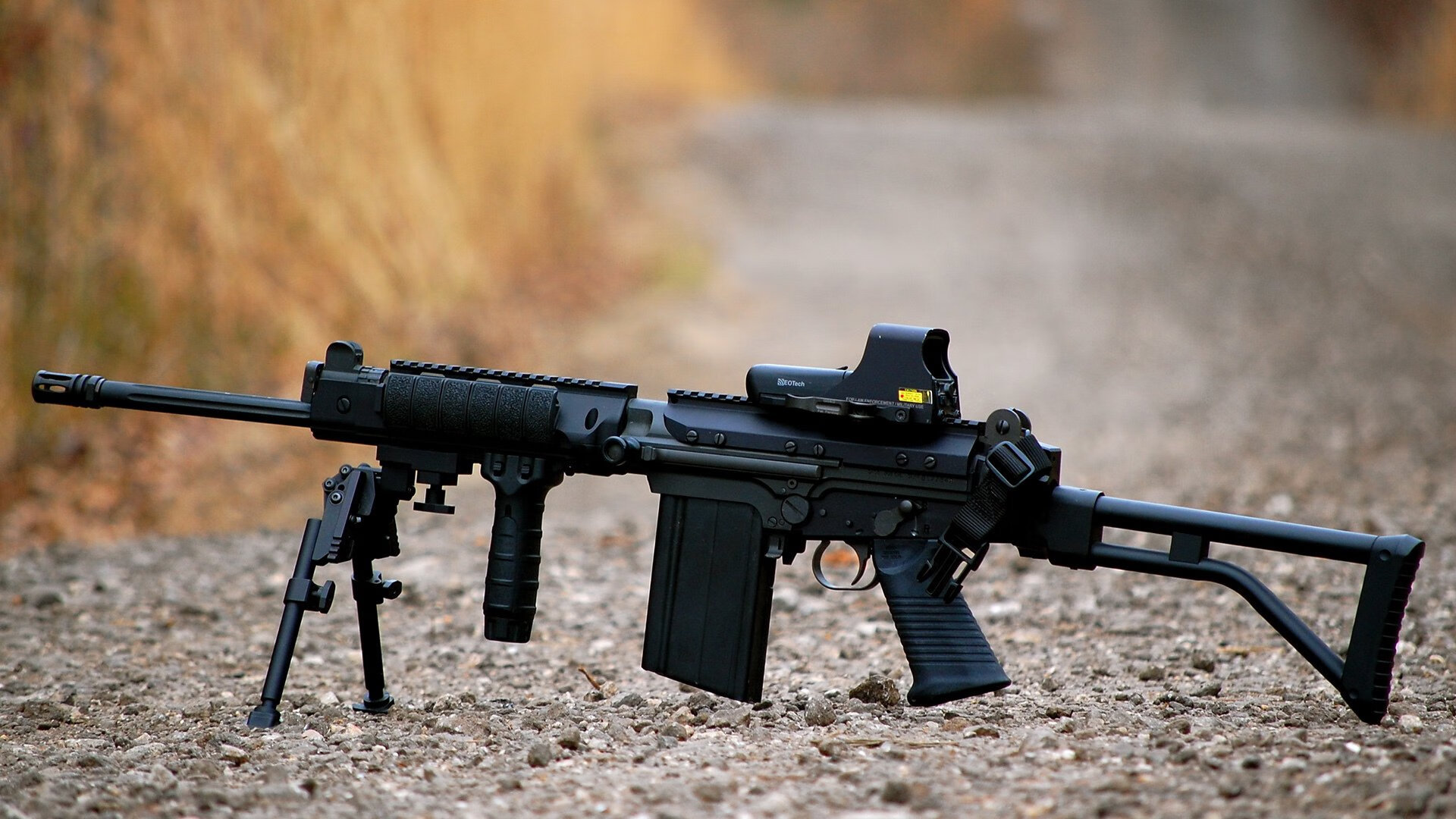 “快艇冲浪激战东三叉湖，速度与激情并存”