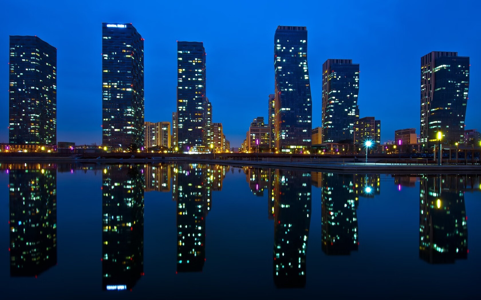 国家队战术强调防守与快攻转换，防守快攻的积极办法